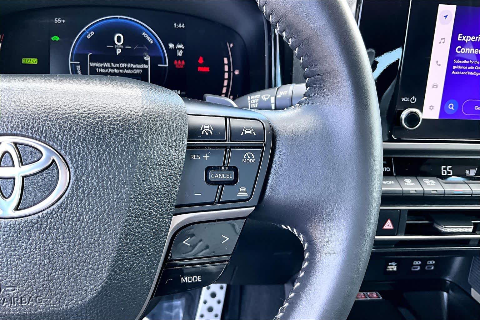 Thumbnail: 2025 Toyota Camry - 25