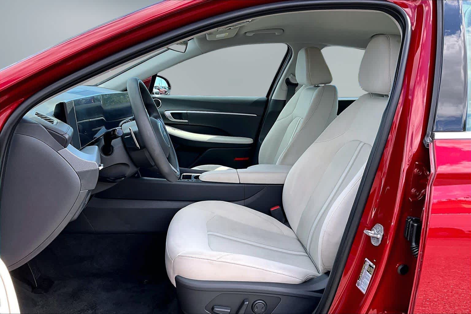 Thumbnail: 2024 Hyundai Sonata - 10