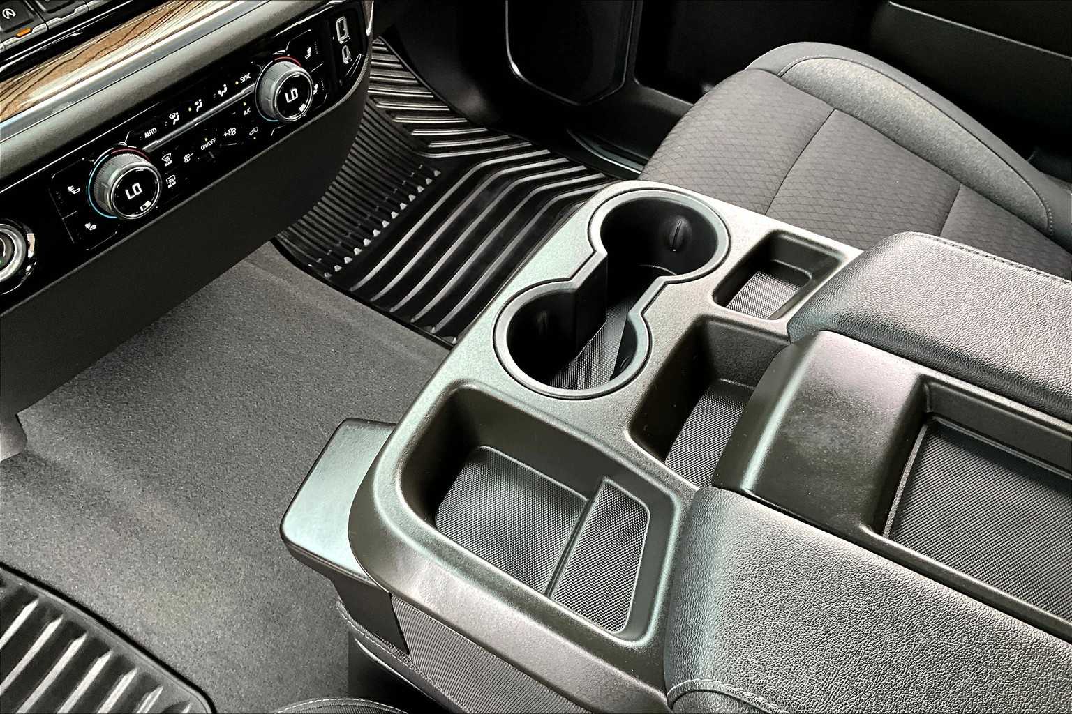 Thumbnail: 2023 Chevrolet Silverado 1500 - 16