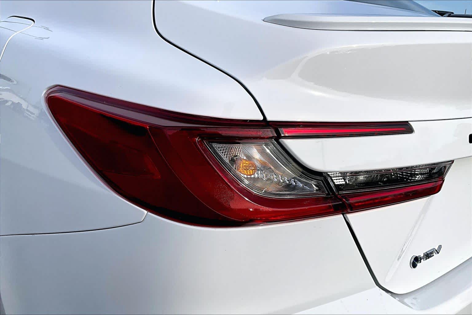 Thumbnail: 2025 Toyota Camry - 33