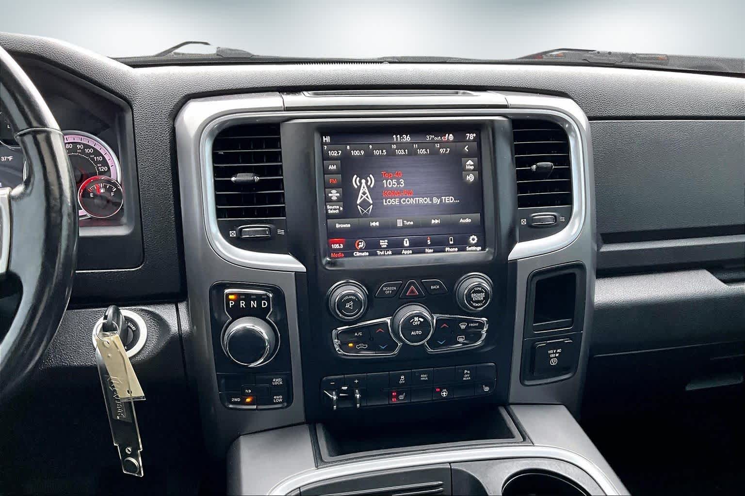 Thumbnail: 2021 RAM 1500 Classic - 15