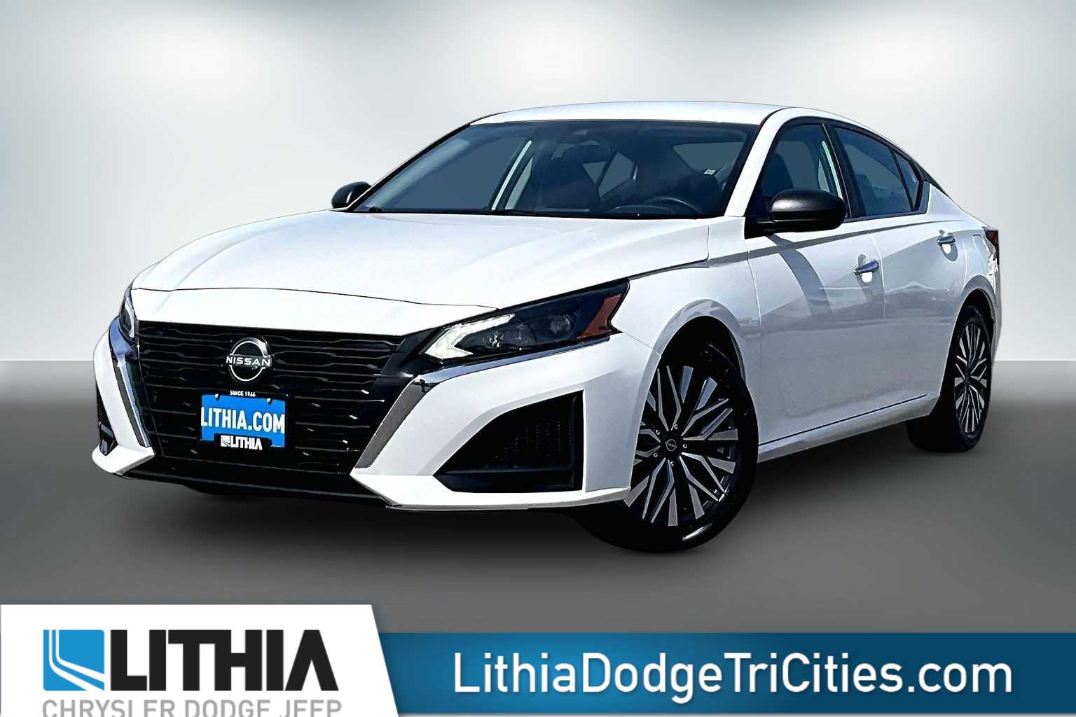 Thumbnail: 2025 Nissan Altima - 1