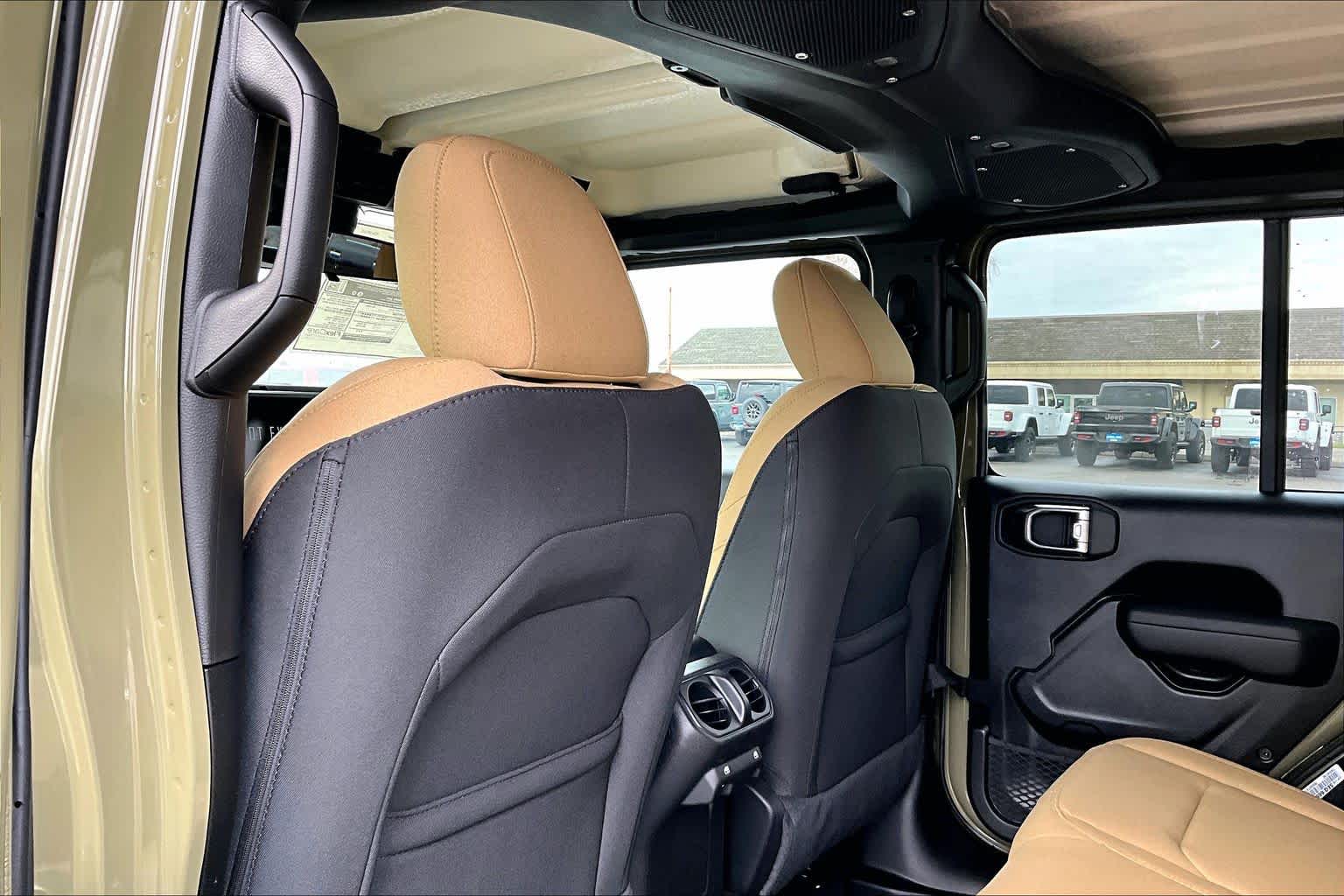 Thumbnail: 2026 Jeep Wrangler - 12