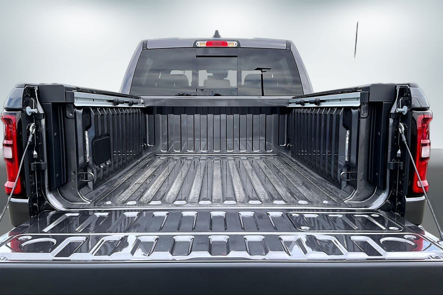Thumbnail: 2026 RAM 1500 - 19