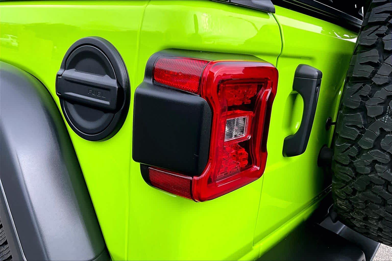 Thumbnail: 2021 Jeep Wrangler - 30