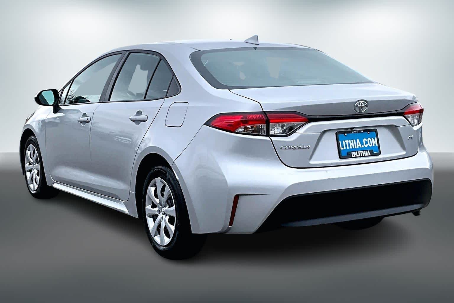 Thumbnail: 2024 Toyota Corolla - 4
