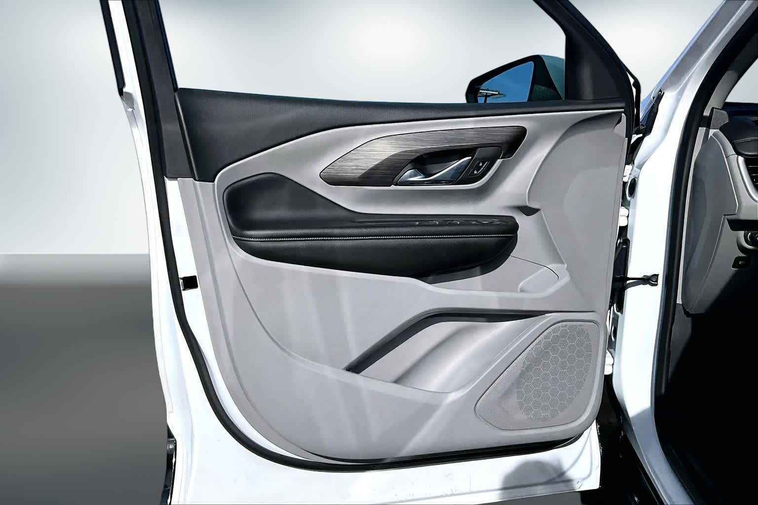 Thumbnail: 2023 GMC Terrain - 27