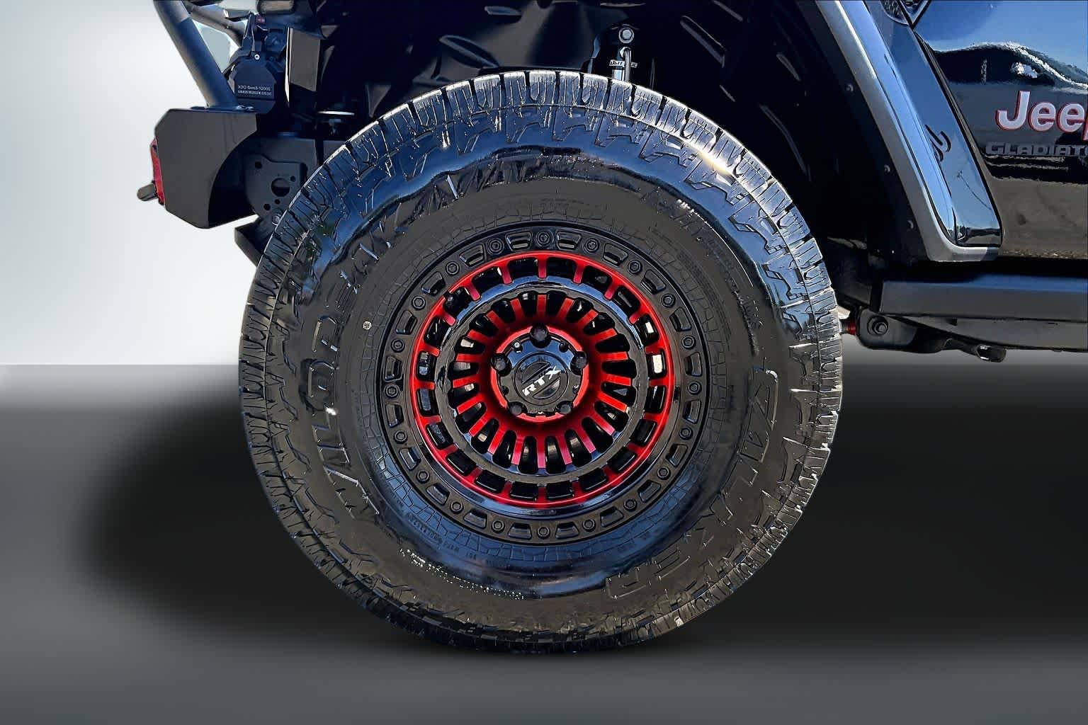 Thumbnail: 2022 Jeep Gladiator - 7