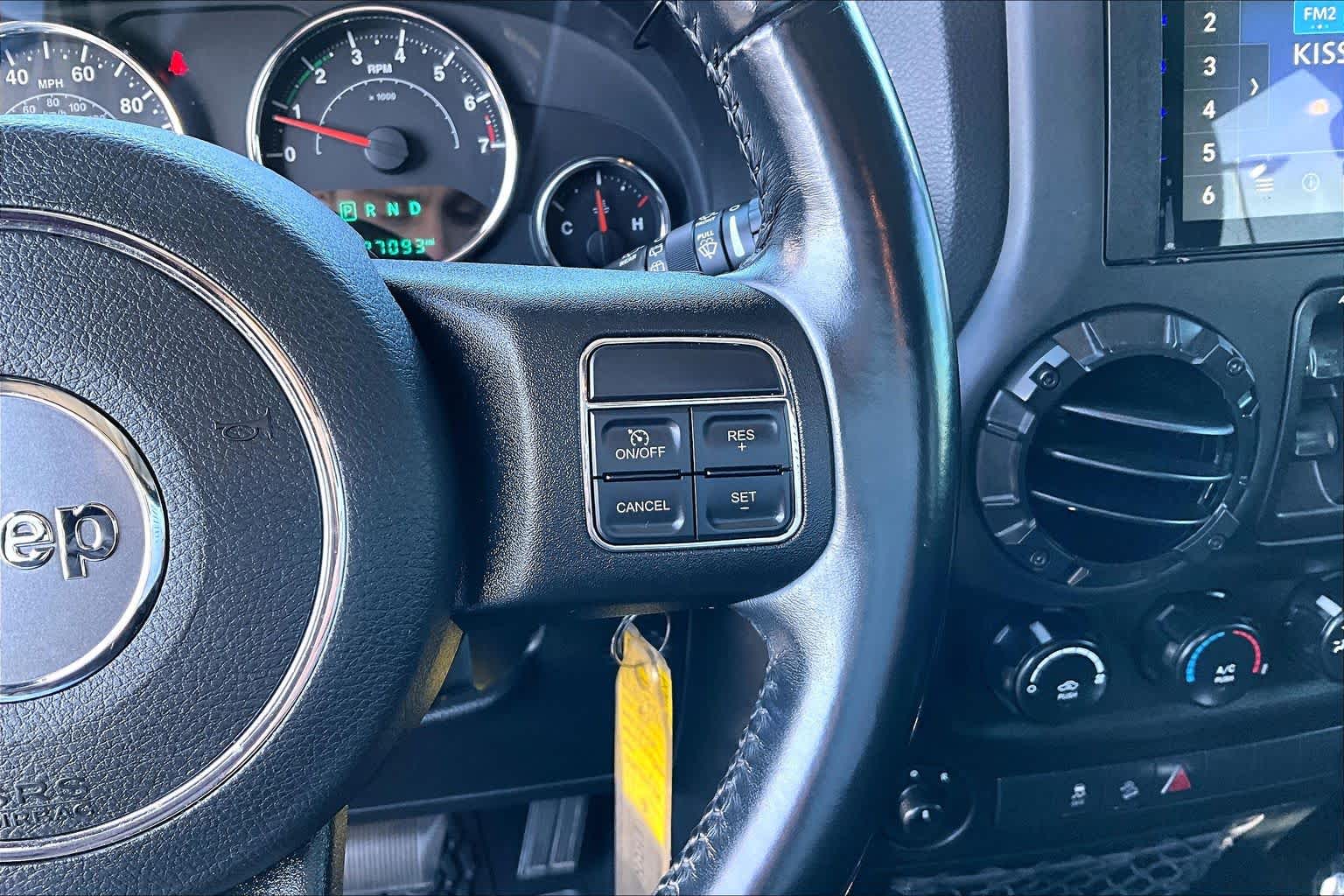 Thumbnail: 2018 Jeep Wrangler - 22