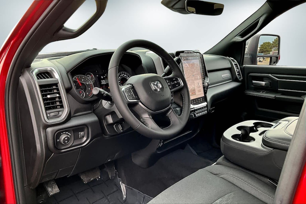 New 2026 Ram 2500 BIG HORN CREW CAB 4X4 6'4 BOX Pickup