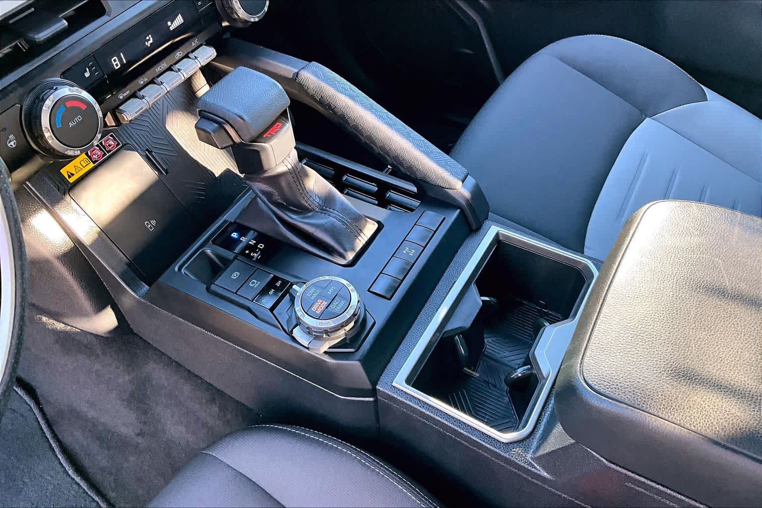 Thumbnail: 2024 Toyota Tacoma - 16