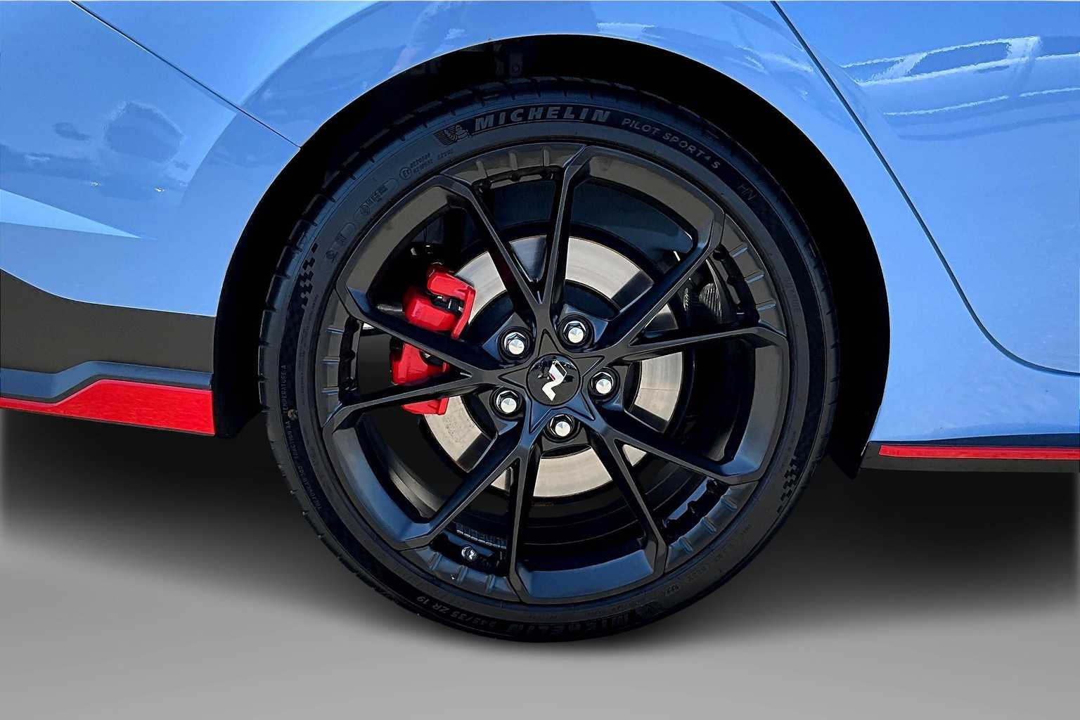 Thumbnail: 2025 Hyundai Elantra - 36