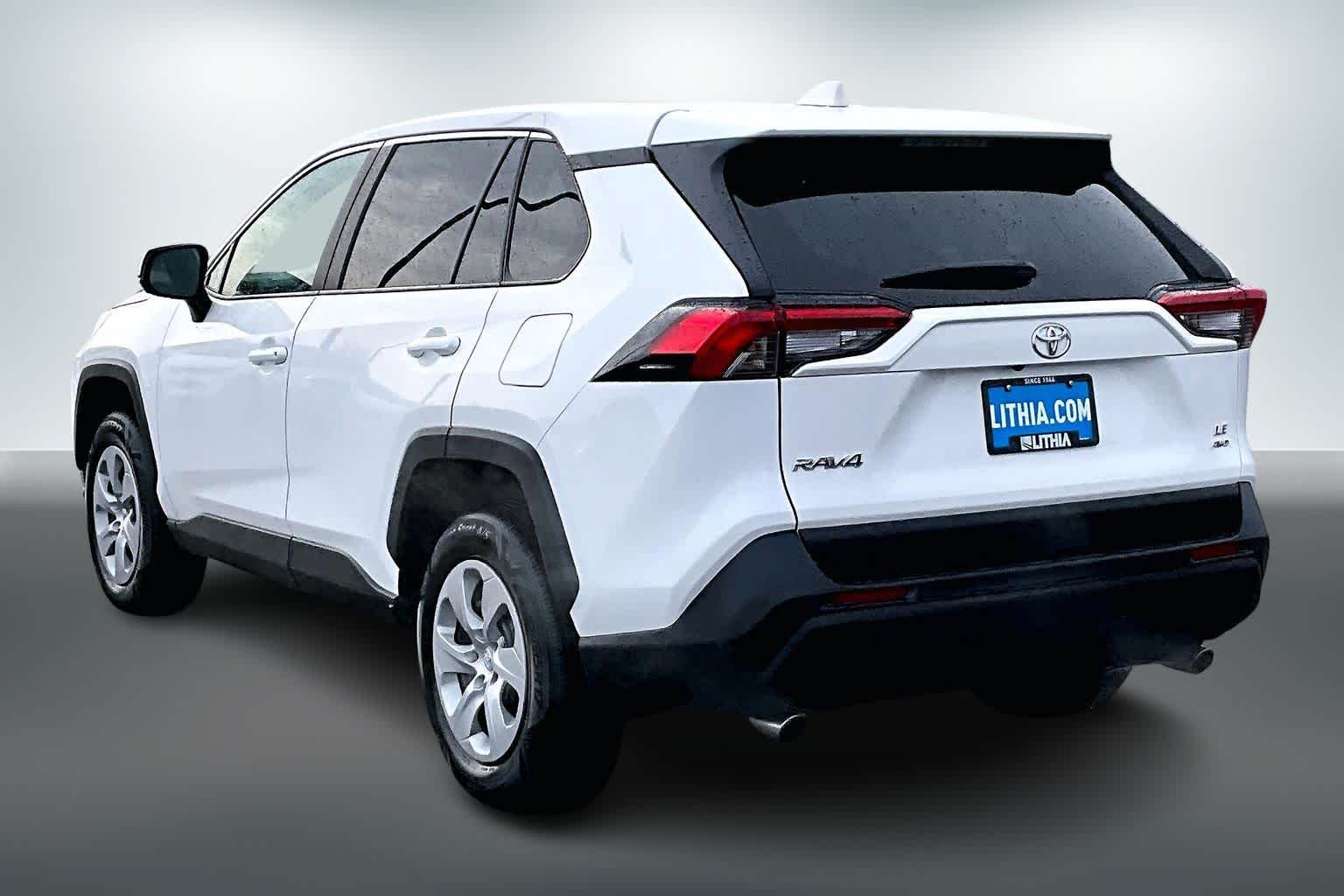 Thumbnail: 2024 Toyota RAV4 - 4