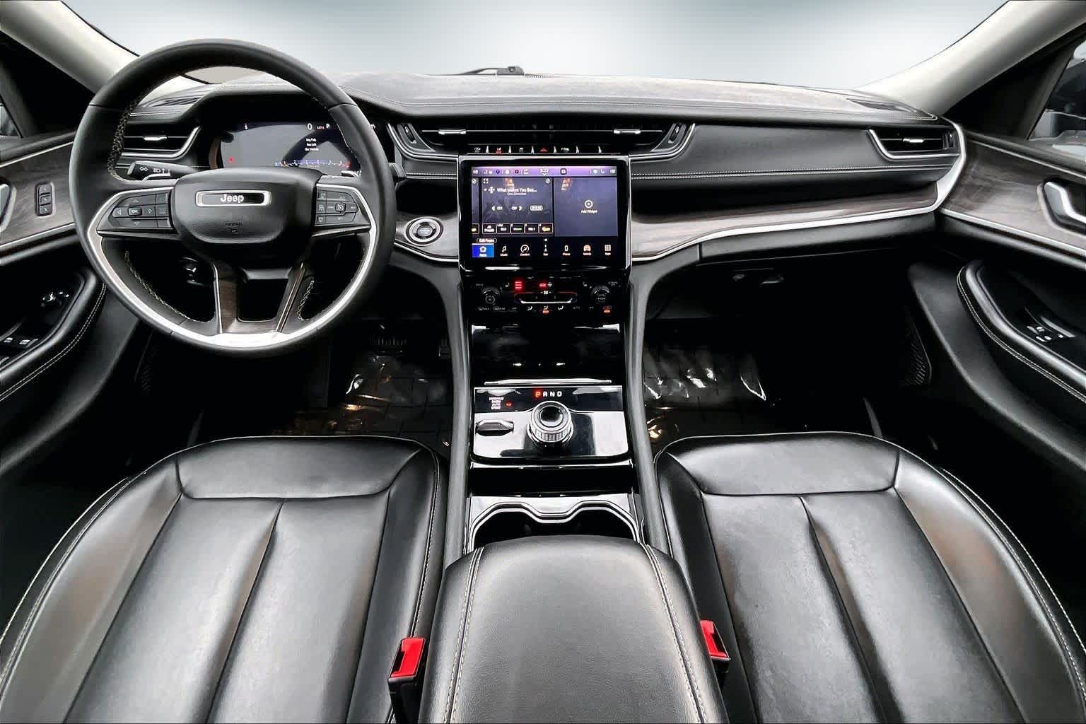 Thumbnail: 2023 Jeep Grand Cherokee - 10