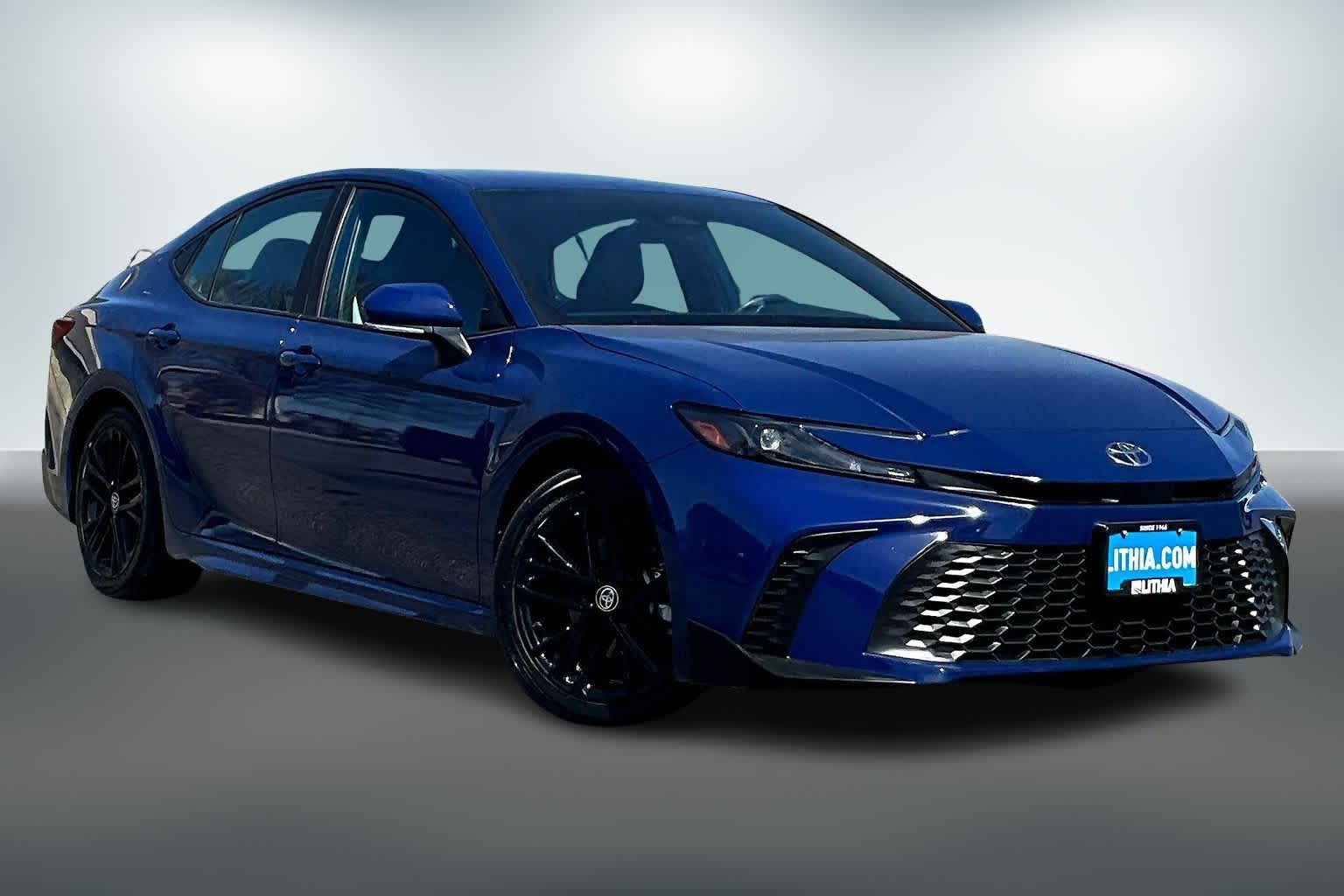 Thumbnail: 2025 Toyota Camry - 21