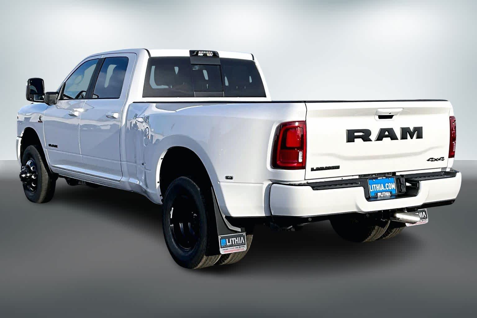 2026 Ram 3500 Laramie photo 4