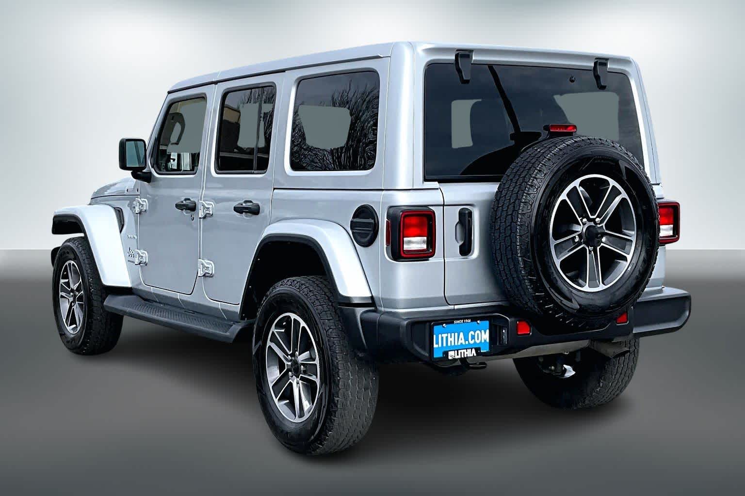 Thumbnail: 2023 Jeep Wrangler - 4