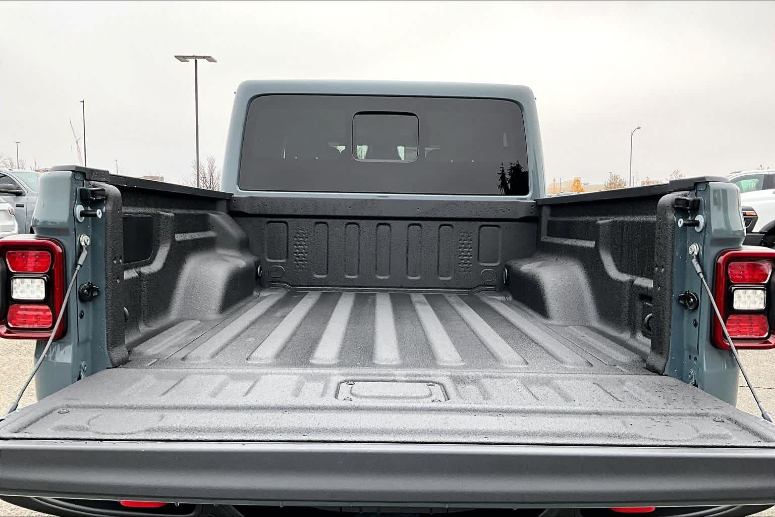 Thumbnail: 2026 Jeep Gladiator - 19