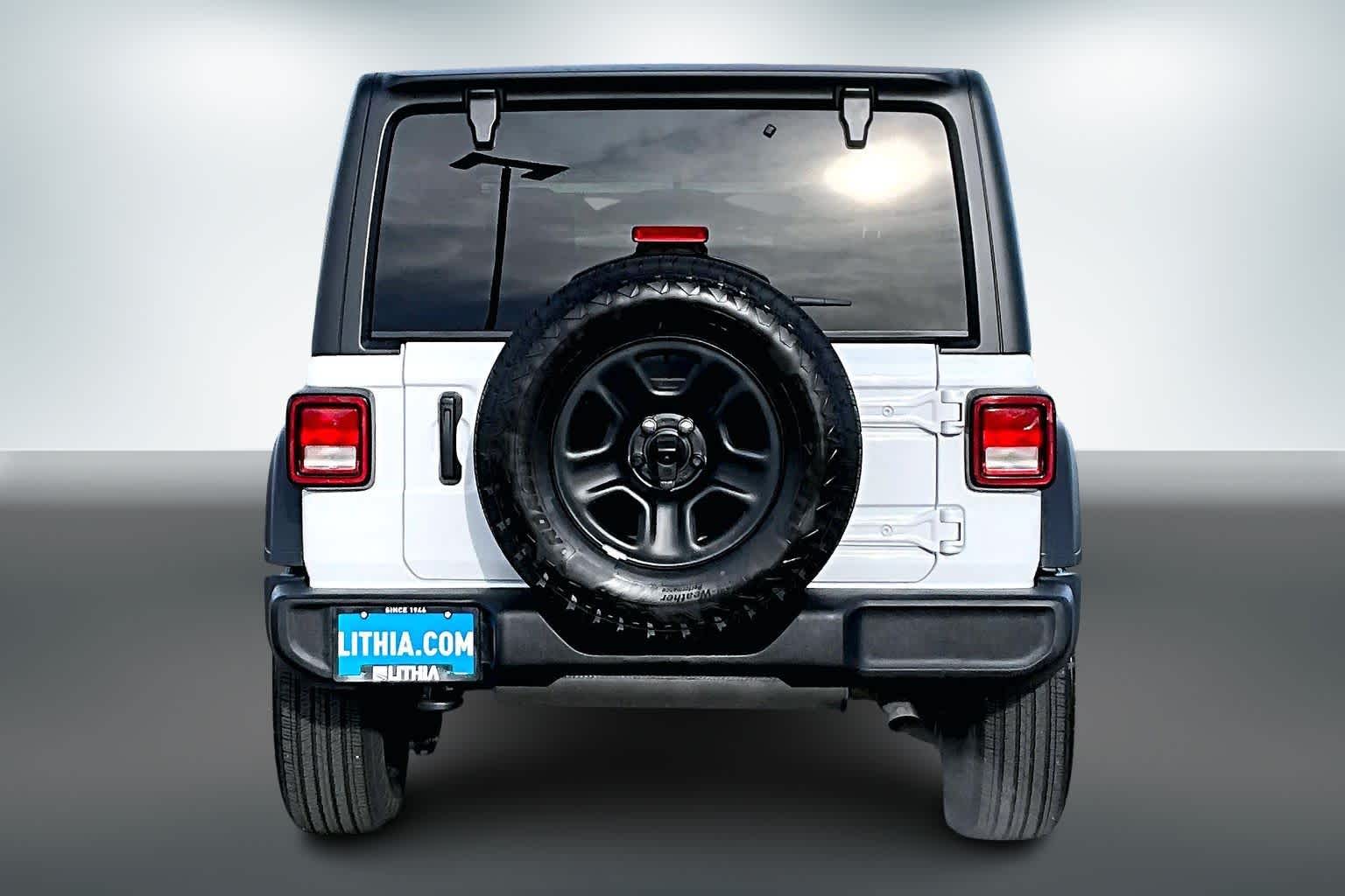 Thumbnail: 2025 Jeep Wrangler - 5
