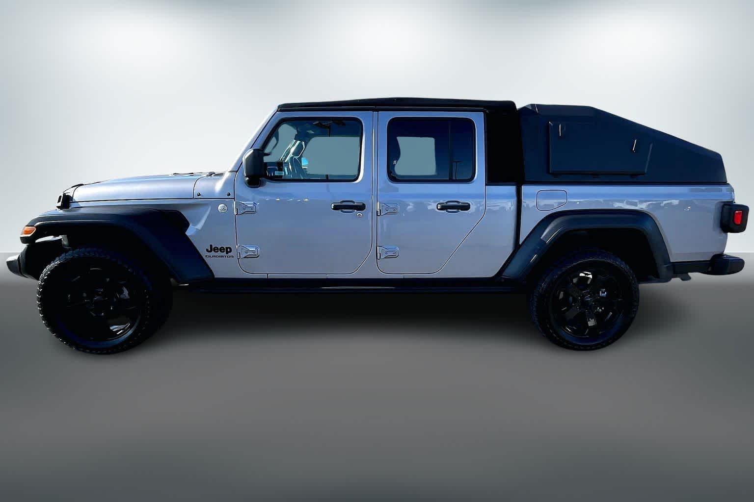 Thumbnail: 2020 Jeep Gladiator - 3
