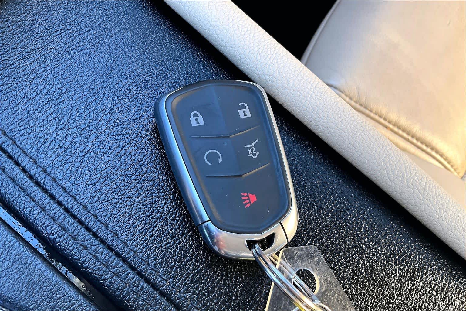 Thumbnail: 2017 Cadillac XT5 - 19