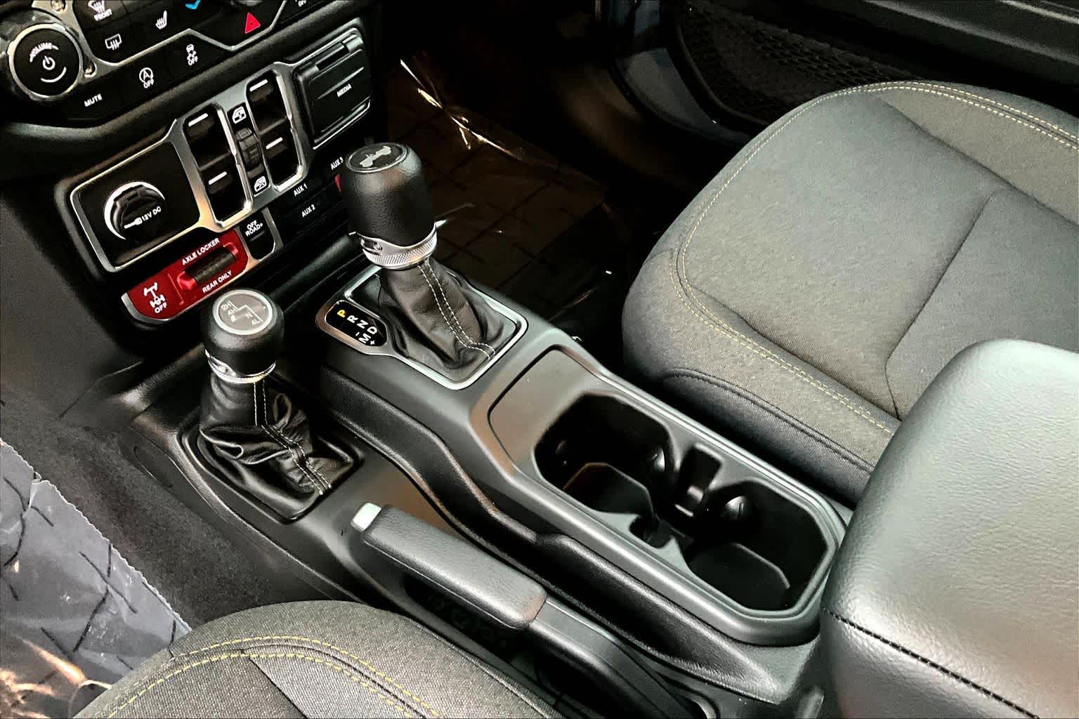 Thumbnail: 2026 Jeep Wrangler - 17