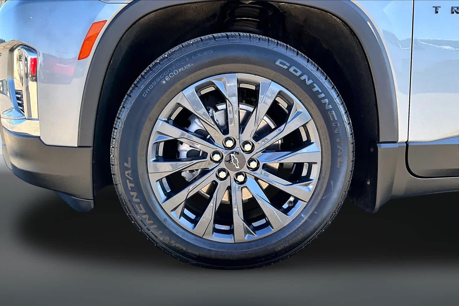 Thumbnail: 2023 Chevrolet Traverse - 7