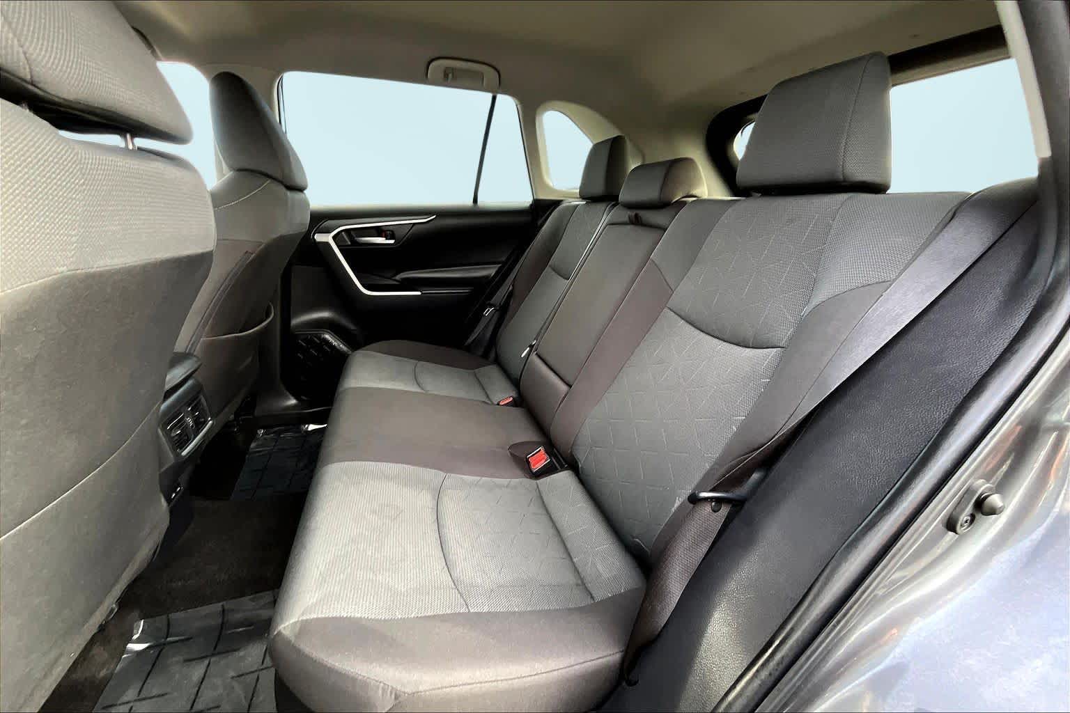 Thumbnail: 2024 Toyota RAV4 - 29