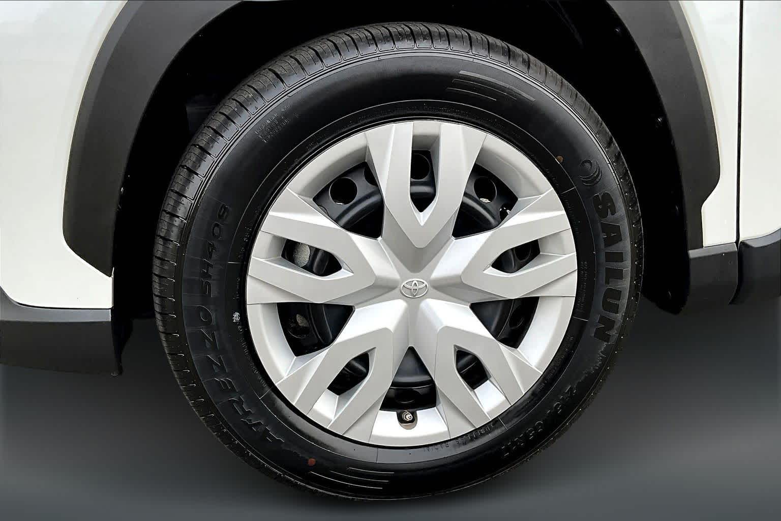 Thumbnail: 2024 Toyota Corolla Cross - 8