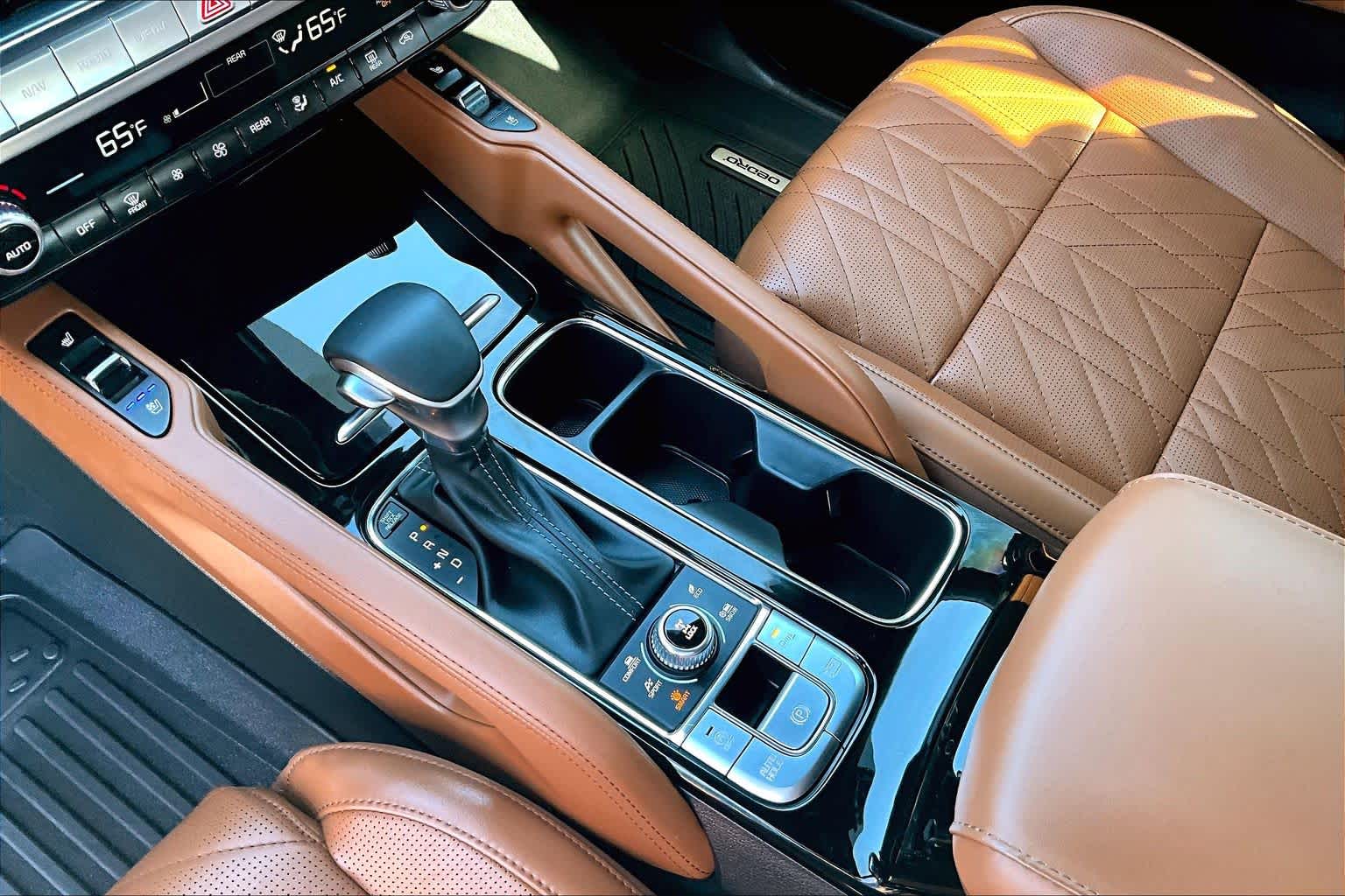 Thumbnail: 2024 Kia Telluride - 14