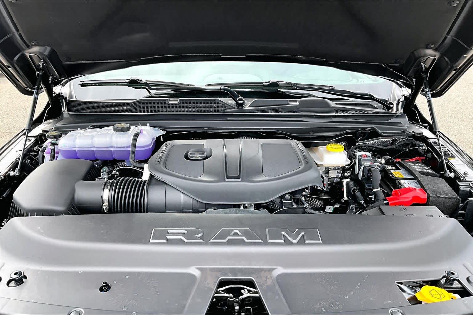 Thumbnail: 2026 RAM 1500 - 9