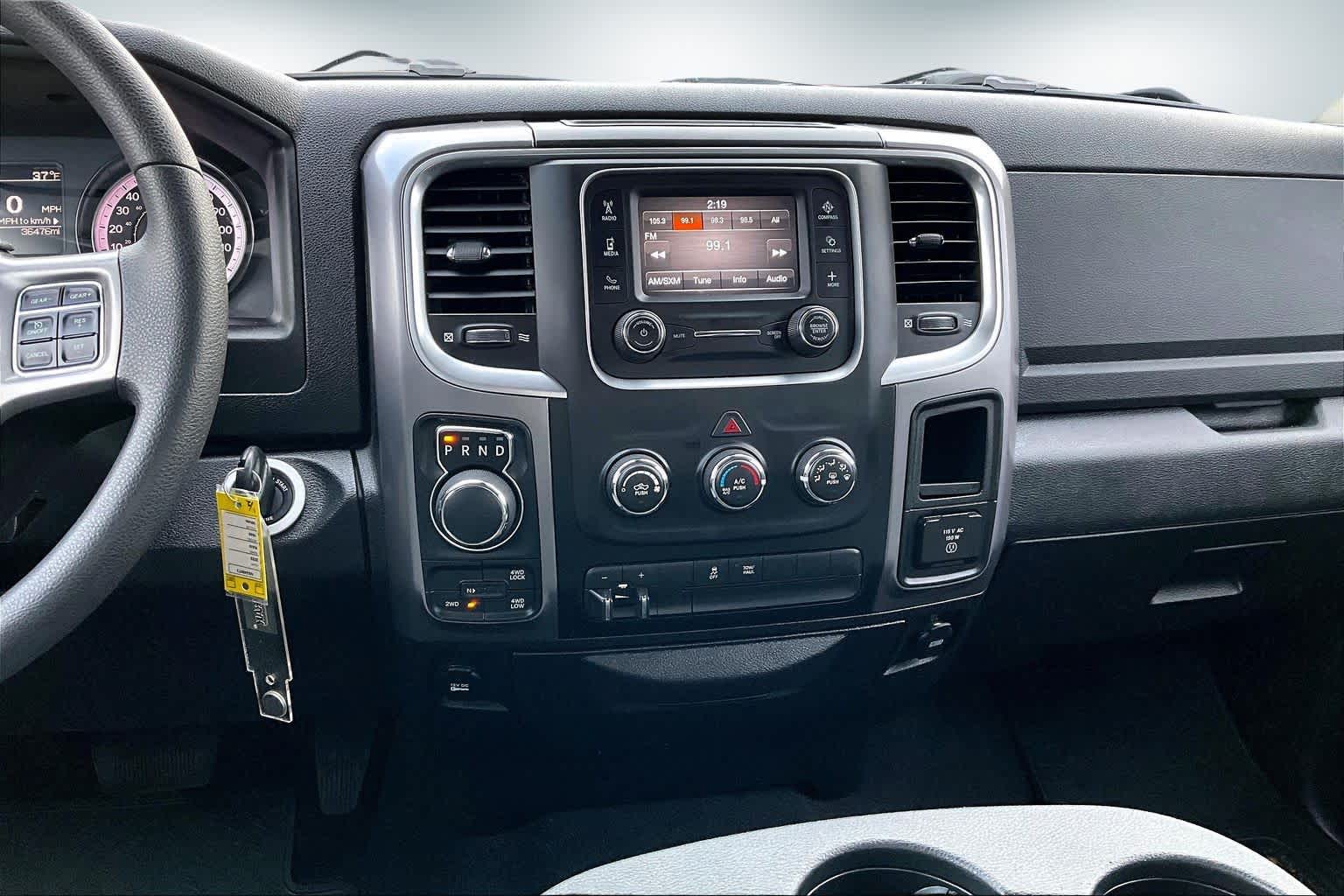 Thumbnail: 2022 RAM 1500 Classic - 15