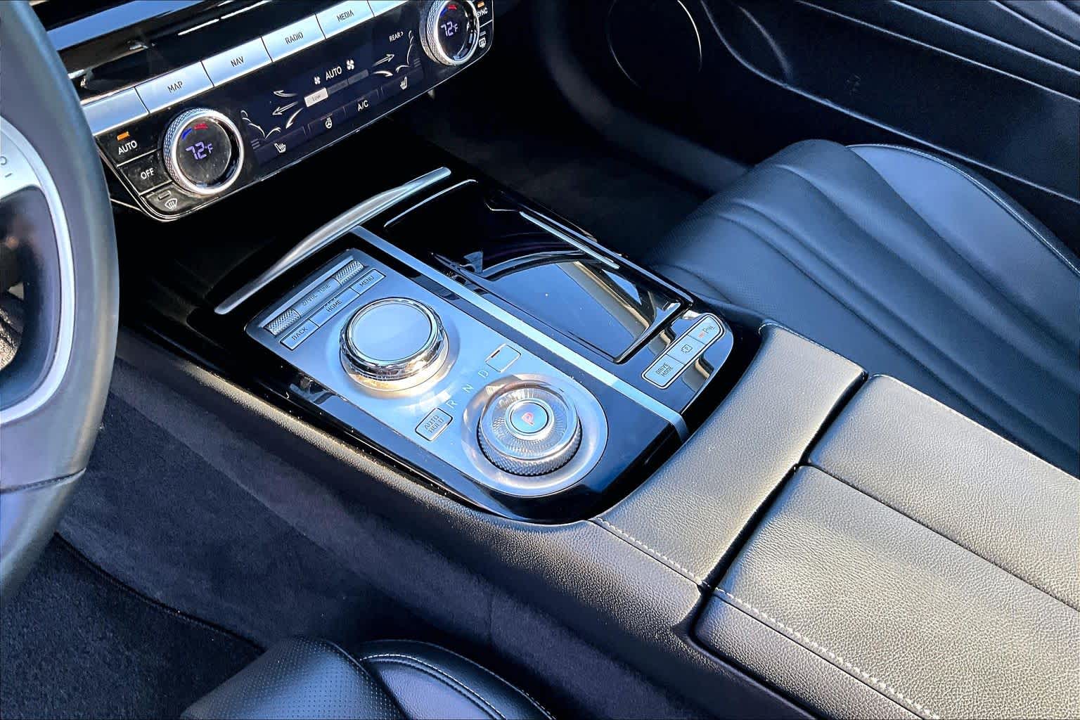 Thumbnail: 2023 Genesis G80 - 16