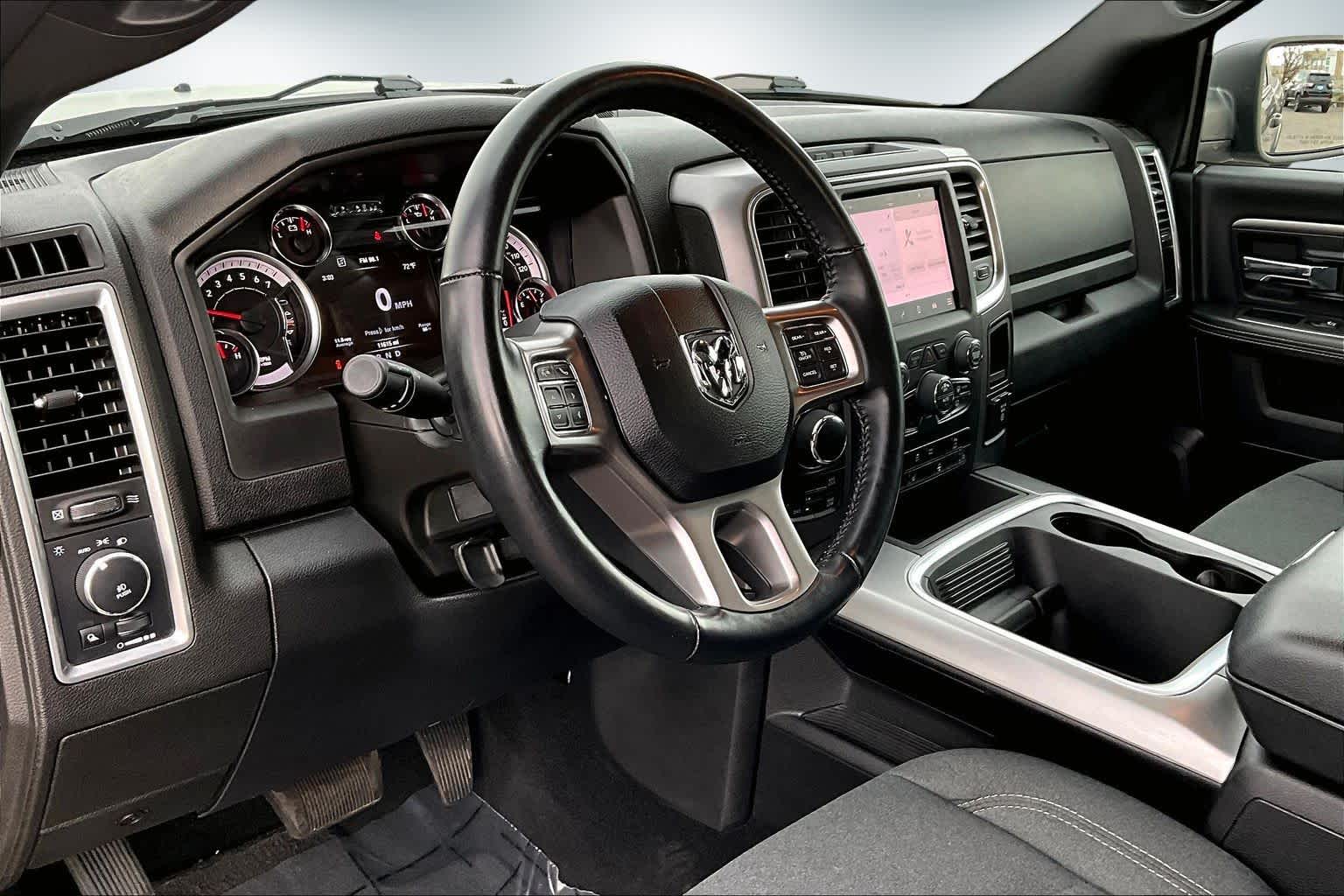 Thumbnail: 2024 RAM 1500 Classic - 2