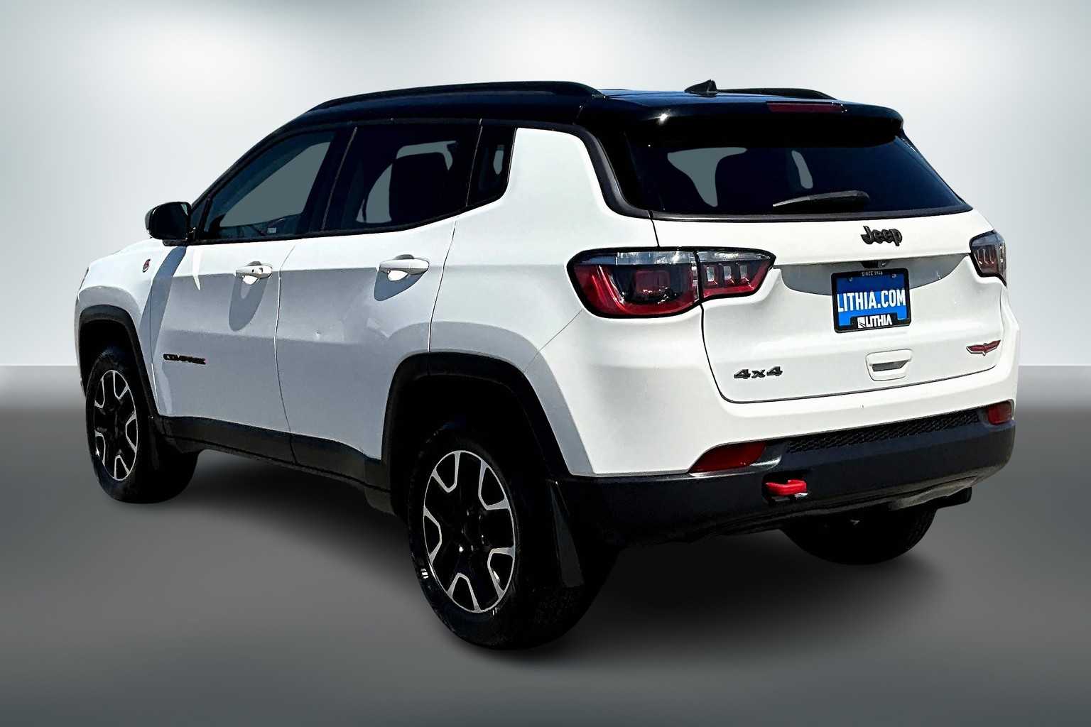 Thumbnail: 2020 Jeep Compass - 4