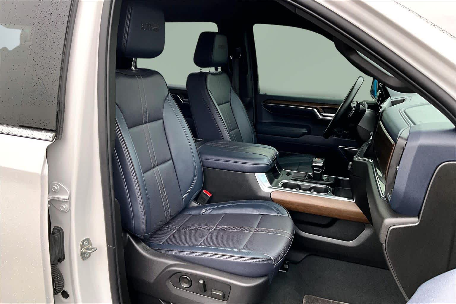 Thumbnail: 2024 Chevrolet Silverado 1500 - 13