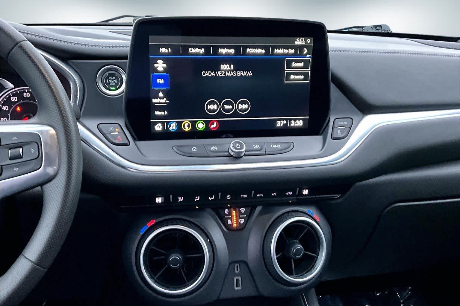 Thumbnail: 2023 Chevrolet Blazer - 15