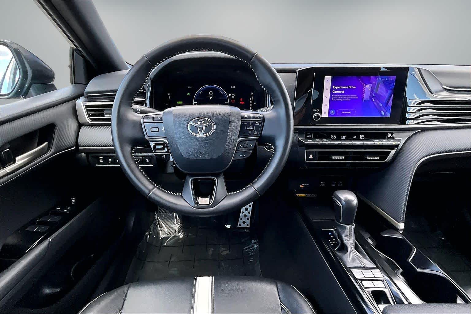 Thumbnail: 2025 Toyota Camry - 14