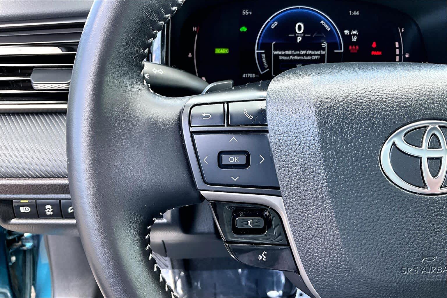 Thumbnail: 2025 Toyota Camry - 24