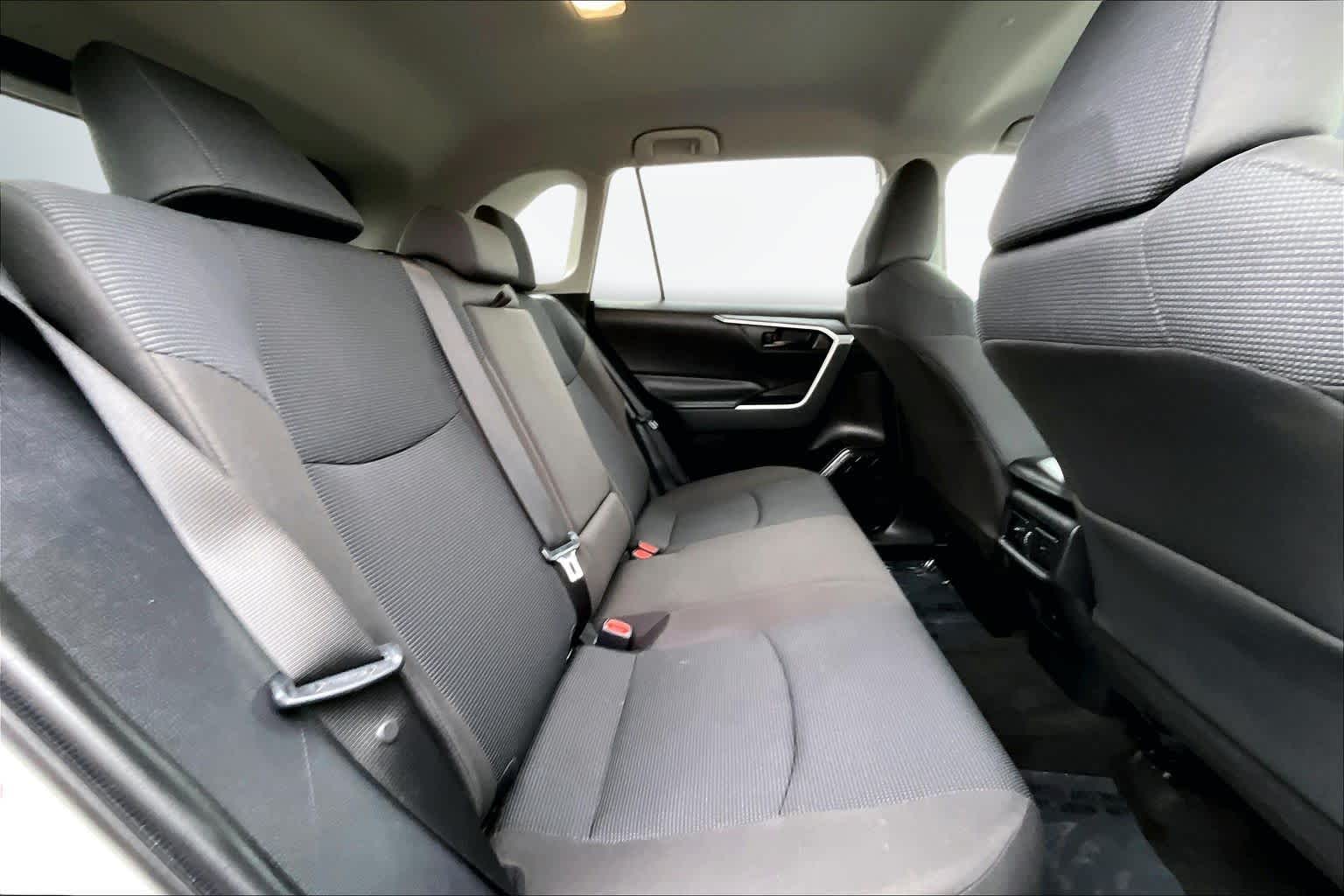 Thumbnail: 2023 Toyota RAV4 - 30