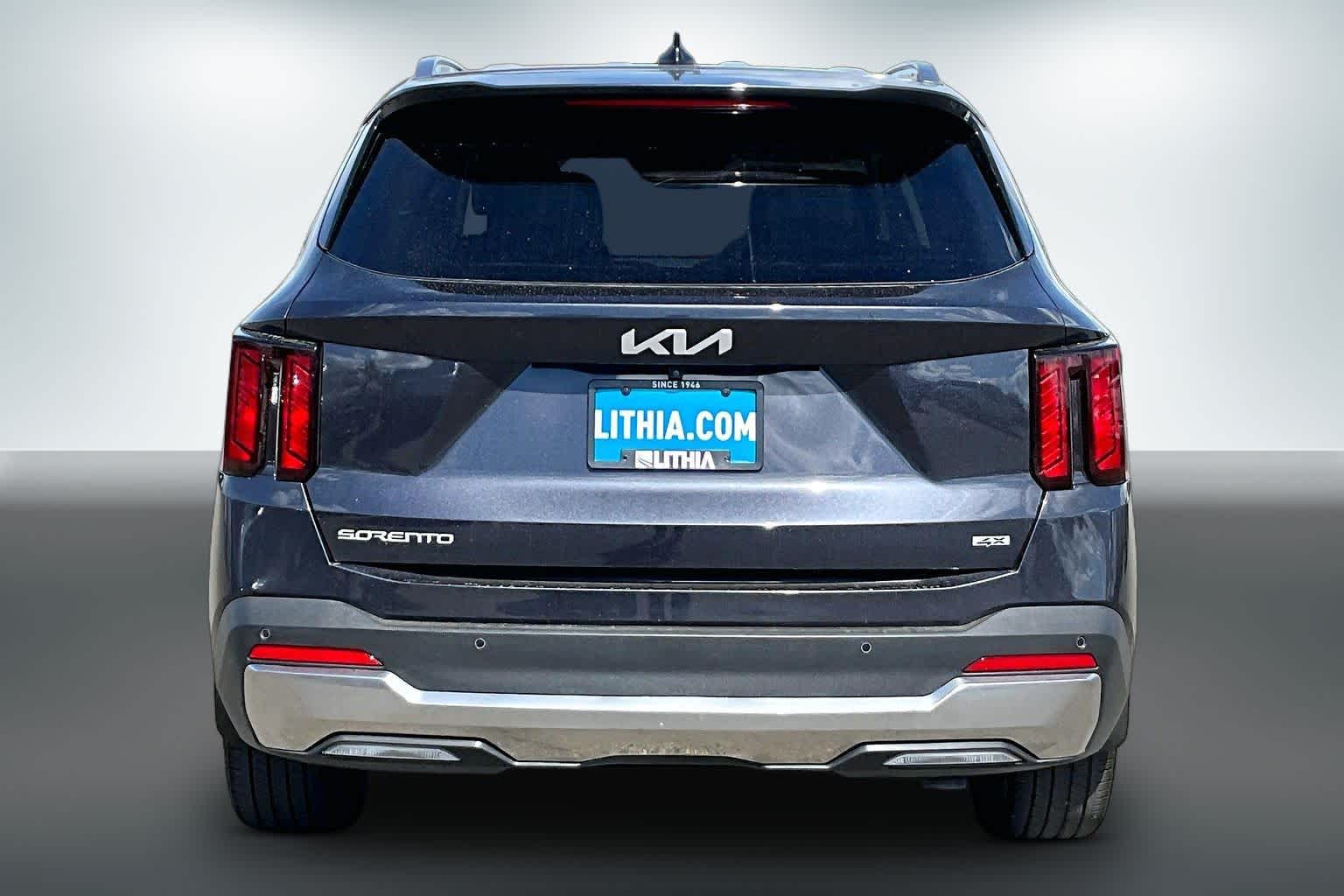 Thumbnail: 2025 Kia Sorento - 4