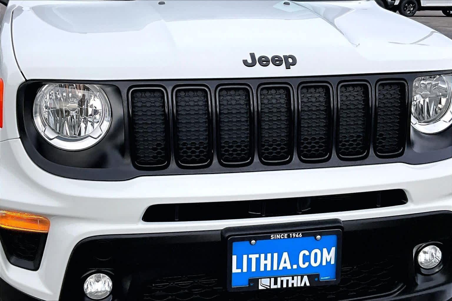 Thumbnail: 2023 Jeep Renegade - 34