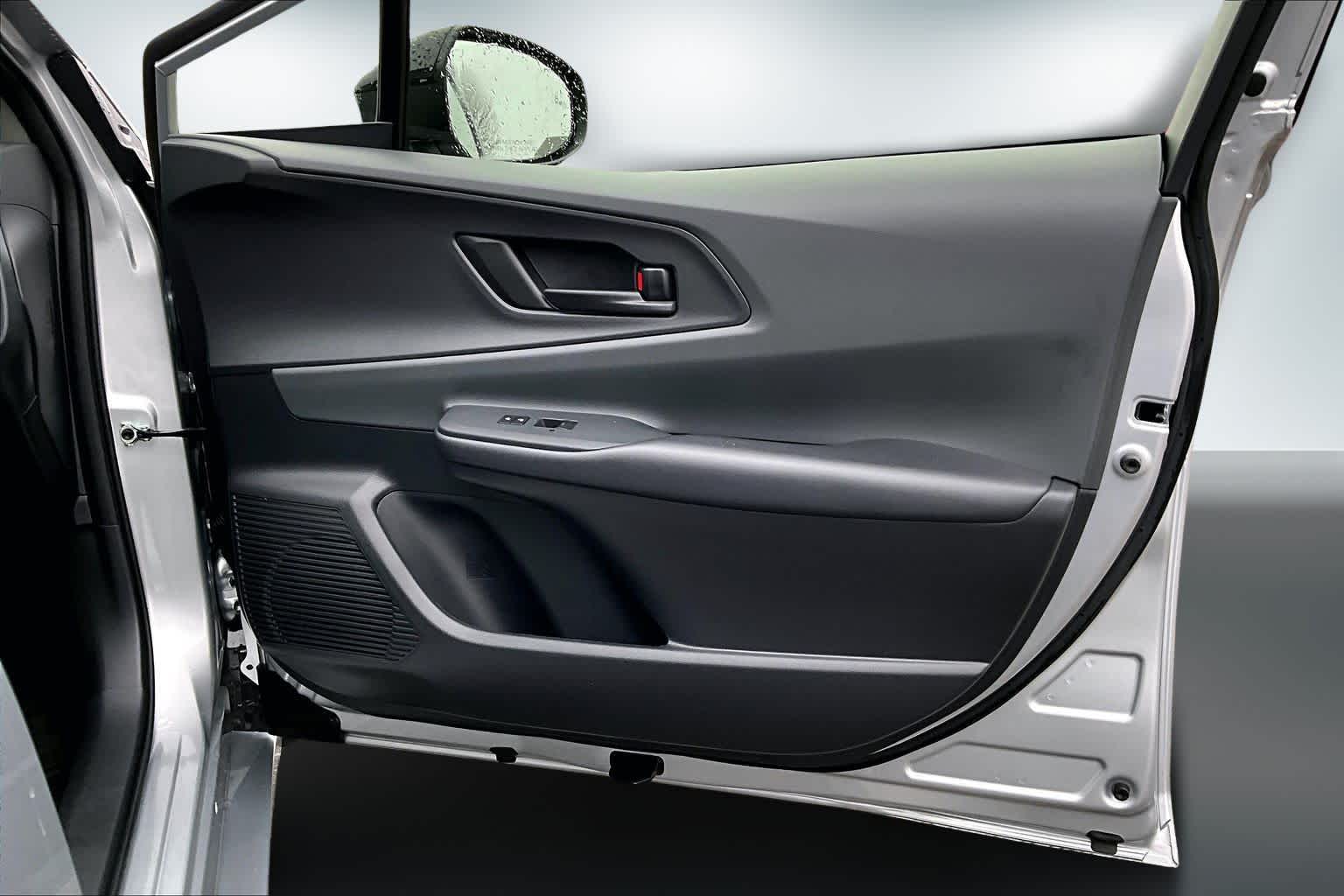 Thumbnail: 2024 Toyota Prius - 27