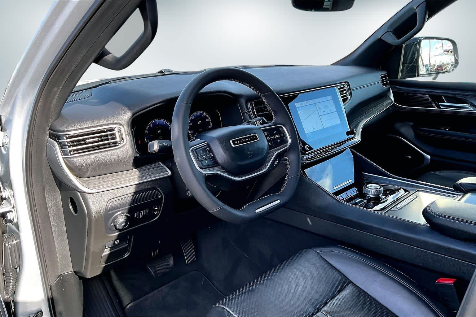 Thumbnail: 2024 Jeep Wagoneer - 2