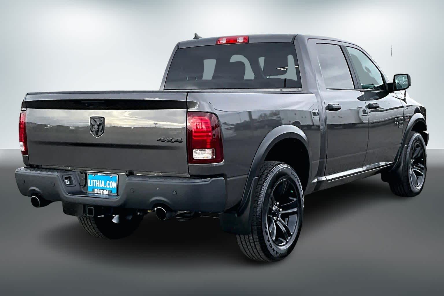 Thumbnail: 2024 RAM 1500 Classic - 21