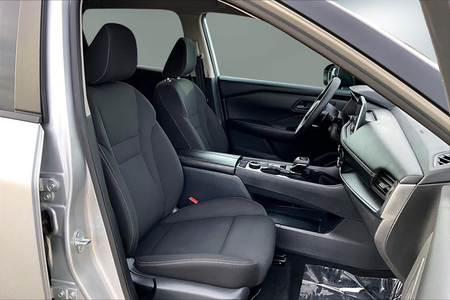 Thumbnail: 2024 Nissan Rogue - 13