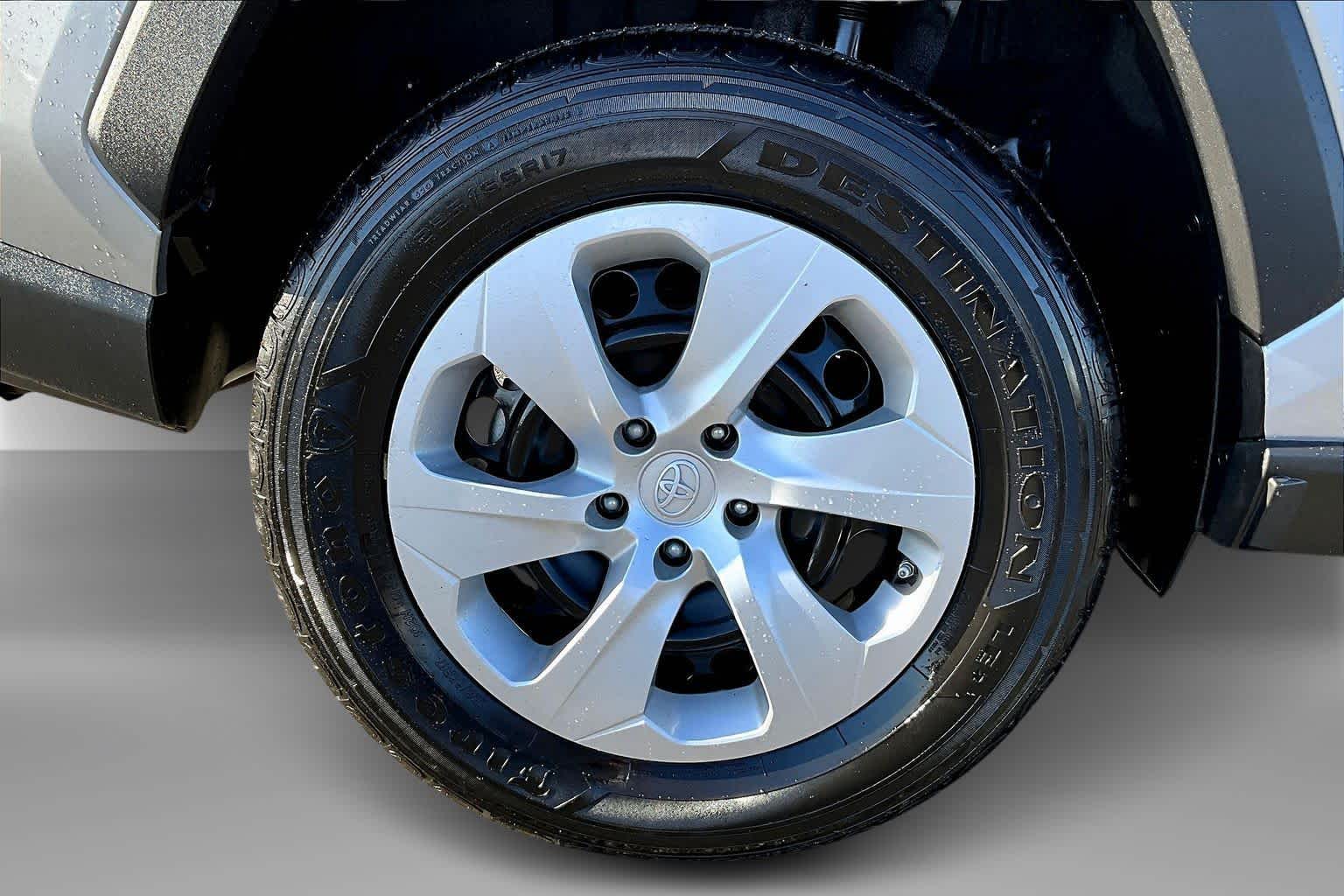 Thumbnail: 2024 Toyota RAV4 - 36