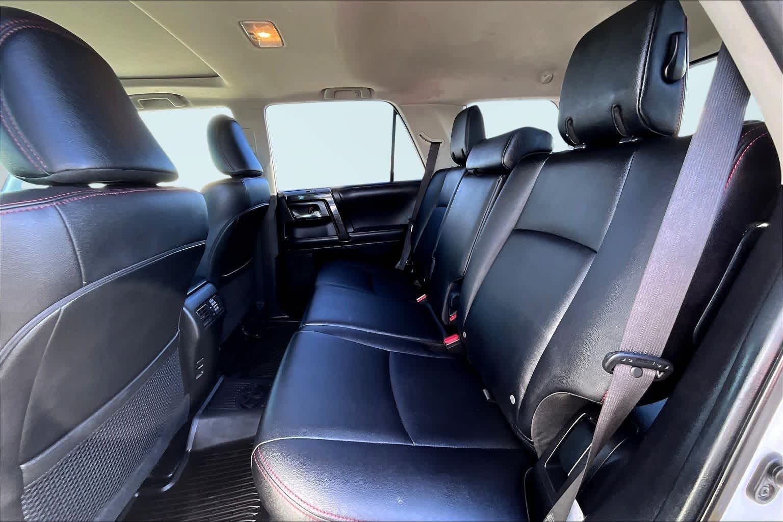 Thumbnail: 2019 Toyota 4Runner - 28