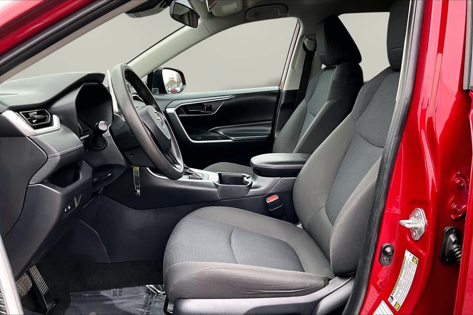 Thumbnail: 2024 Toyota RAV4 - 11