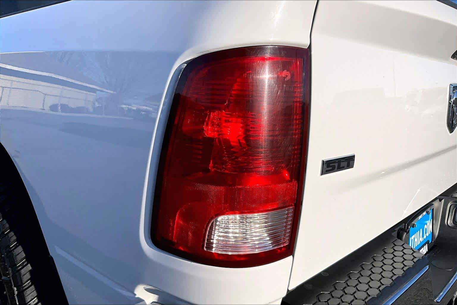 Thumbnail: 2022 RAM 1500 Classic - 32